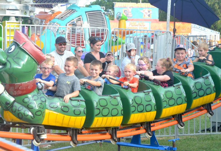 2024 Fair photos: Rides, food and more from Tuesday